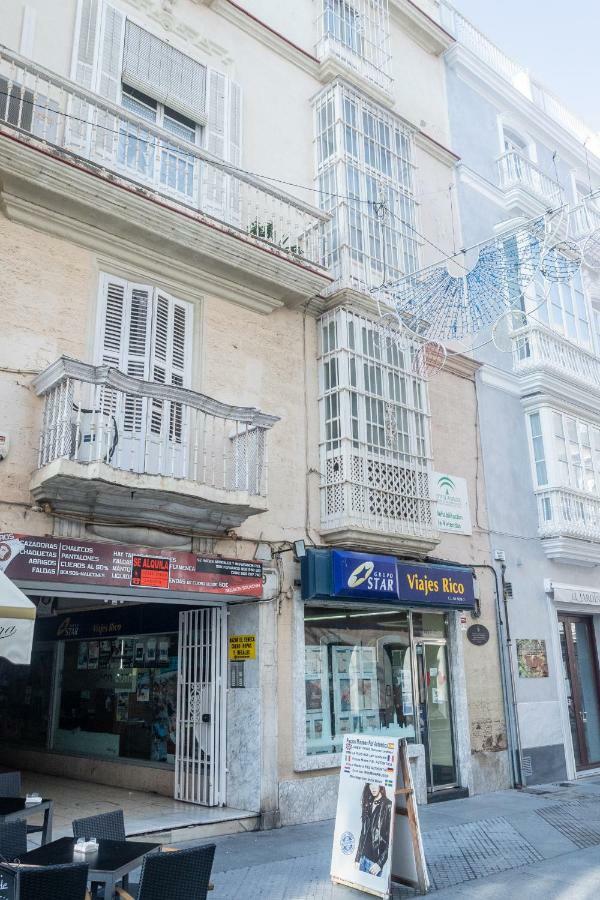 Apartamento La Galeria De San Antonio กาดิซ ภายนอก รูปภาพ