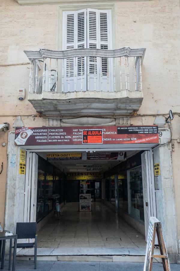 Apartamento La Galeria De San Antonio กาดิซ ภายนอก รูปภาพ